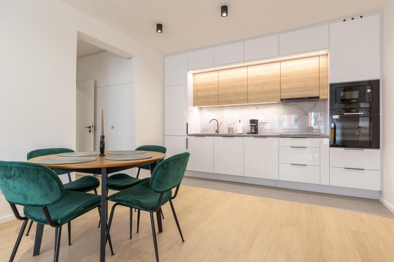 Apartment Gems Of - Tiger Eye