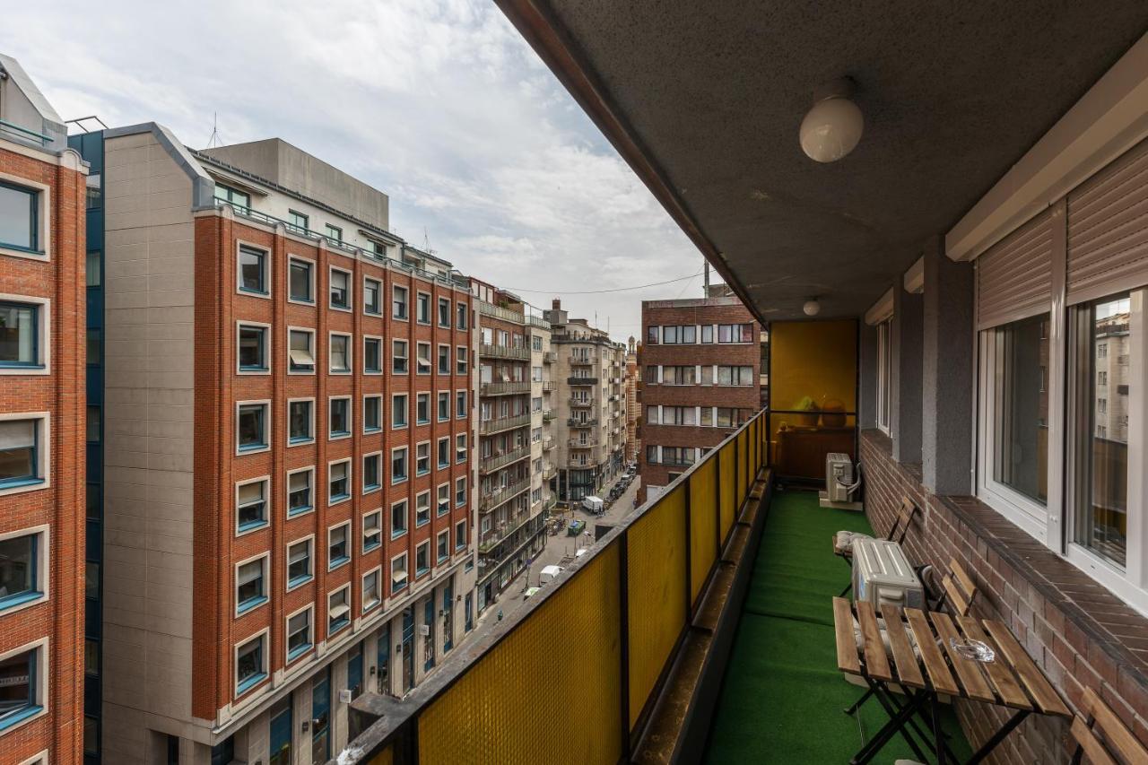 Apartment Gems Of - Tiger Eye