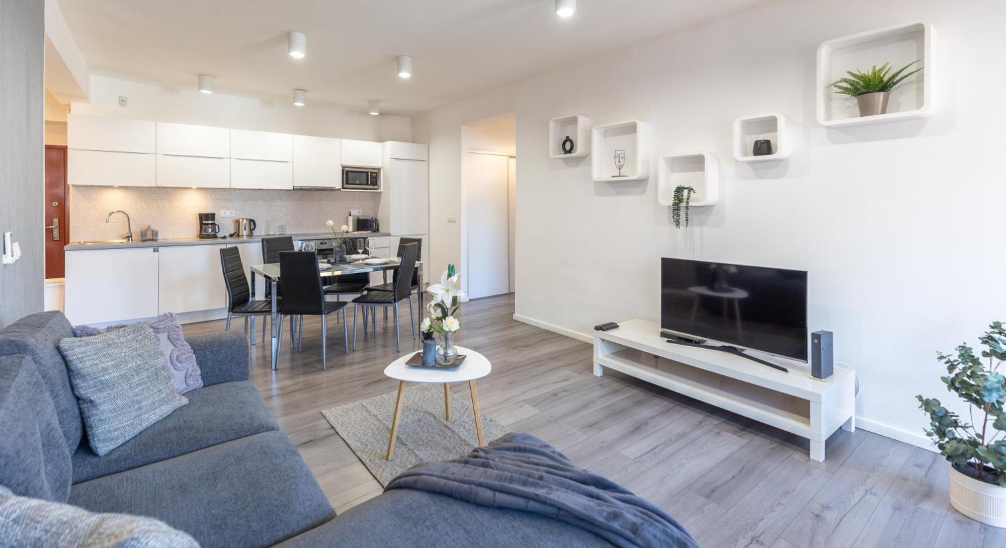 Apartment Gems Of - Tiger Eye *