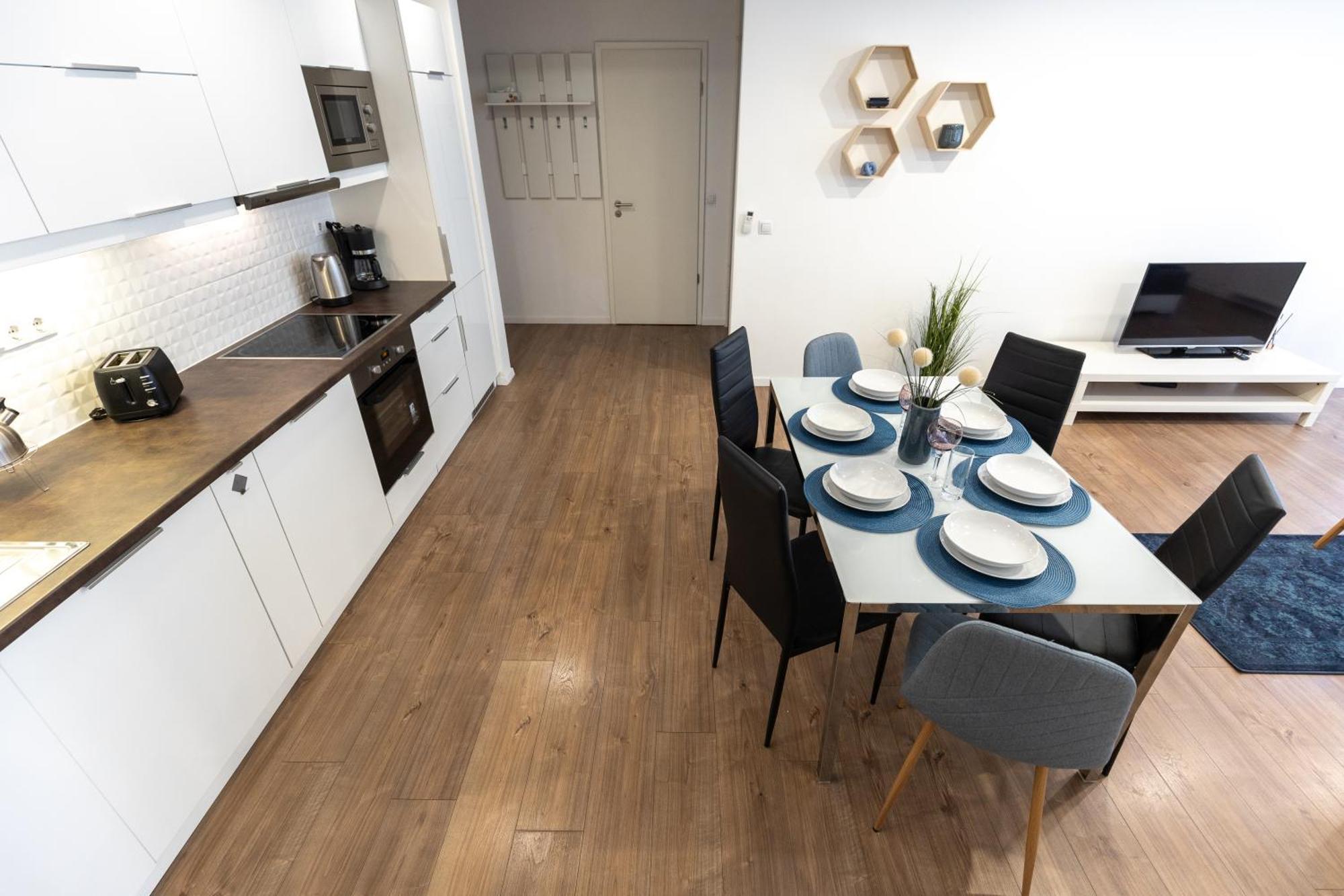 Gems Of - Tiger Eye Apartment *
